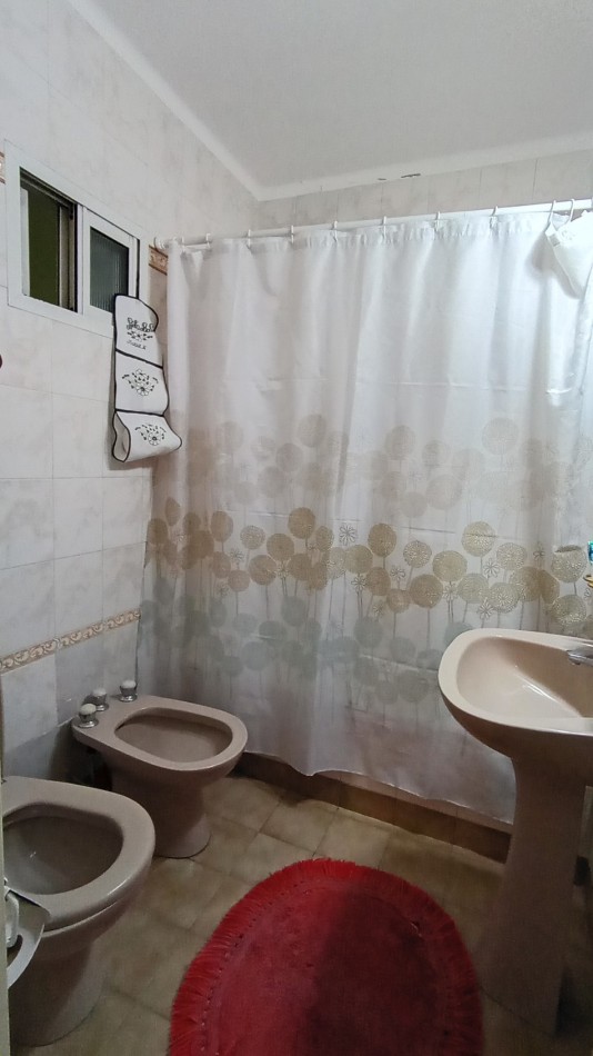 GRAN CASA EN VENTA BOULEVARD RACEDO