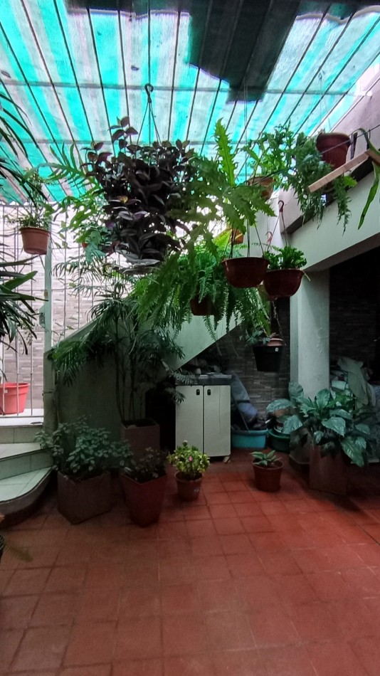 GRAN CASA EN VENTA BOULEVARD RACEDO