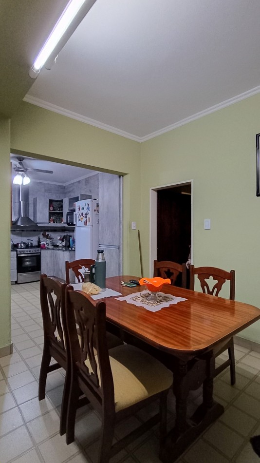 GRAN CASA EN VENTA BOULEVARD RACEDO
