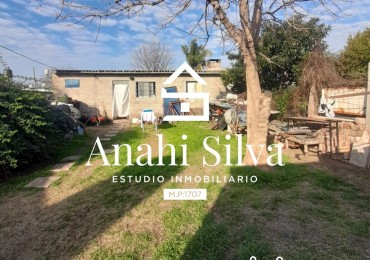 Casa + Departamento en venta Colonia Avellaneda